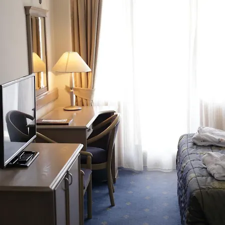 Metropol - Metropol 4* Lagadin